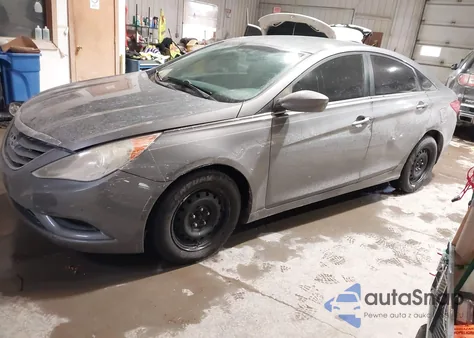 2011 Hyundai Sonata Gls from USA, damaged, VIN 5NPEB4AC4BH082076